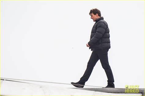 The two investigators realize that they have to move quickly if. Tom Cruise Resumes 'Mission: Impossible 6' Filming, Runs ...