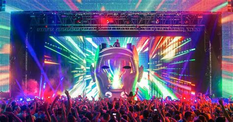 10 Iconic Stage Productions In The History Of Dance Music Oz Edm Electronic Dance Music News