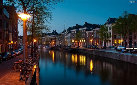 River Amsterdam Night Beautiful Views Wallpapers 2560x1600