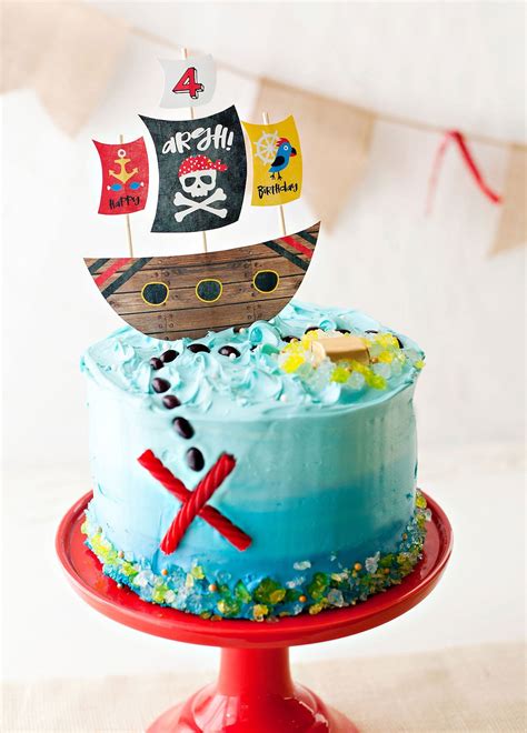 Easy And Modern Pirate Cake Tutorial Smile And Happy