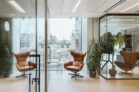 A Look Inside Upls New London Office Officelovin