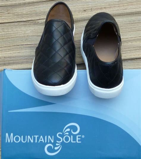 Mountain Sole Womens Slip On Sneakers Black Comfort Insole New In Box