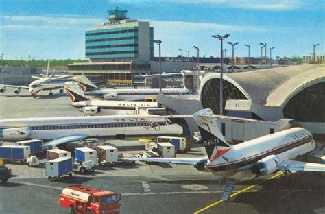 Douglas Jets At Atl 1968 Atlanta Airport Delta Flight Airport Design