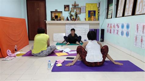 ruesi datton thai yoga courses