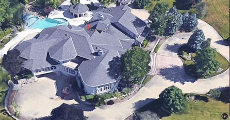 Eminem Selling Rochester Hills Property Rarely Stayed There
