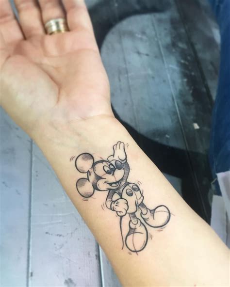 Updated 40 Iconic Mickey Mouse Tattoos June 2020 Baby Name Tattoos