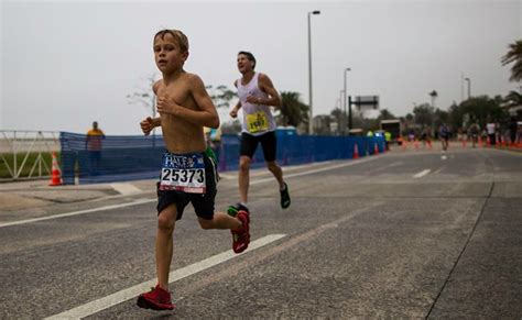 Un Niño De 10 Años Establece Un Nuevo Récord Mundial De Media Maratón