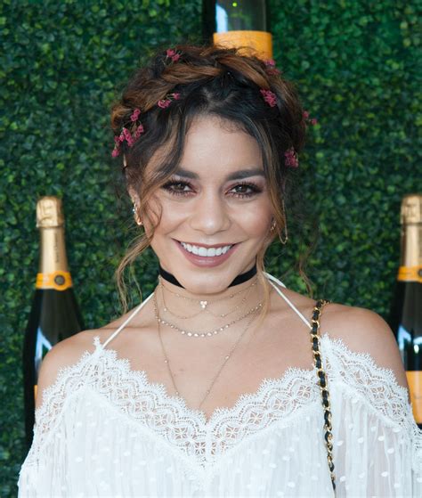 Vanessa Hudgens Box Braids Lead To Cultural Appropriation Accusations
