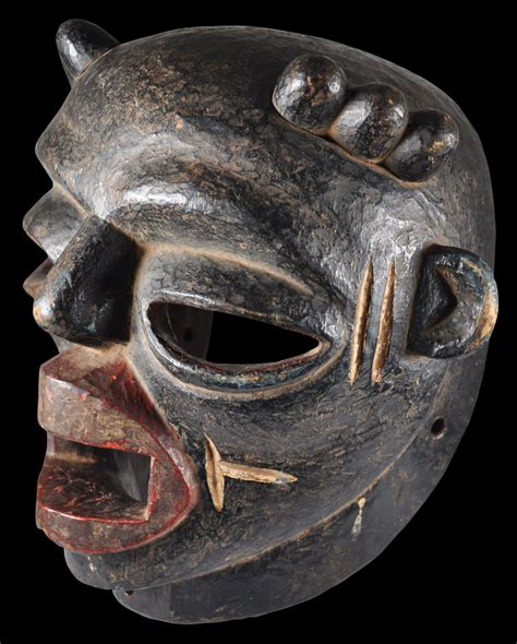 Superb Nigerian Ibibio Carved Wooden Mask Michael Backman Ltd Mask Carving Female Mask