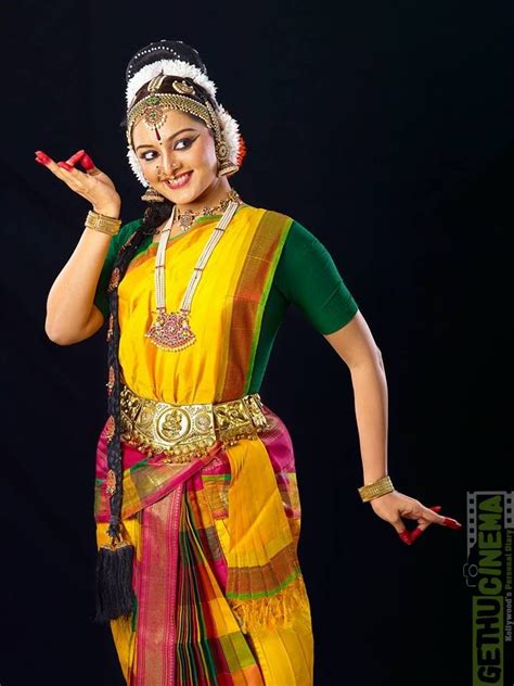 Actress Manju Warrier Gallery Gethu Cinema Dance Photography Poses Bharatanatyam Poses