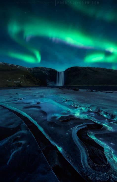 Northern Lights At Skogafoss Iceland Northen Lights Light Images