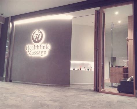 Healthlink Massage Coomera Shop 1020 Westfield Shopping Centre 103 Foxwell Rd Coomera Qld