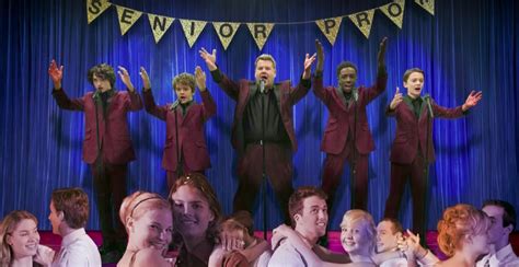 Stranger Things Cast und James Corden rocken Bühne als The Upside