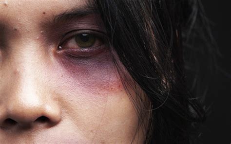 Mais de mulheres são agredidas por hora no Brasil Blog do