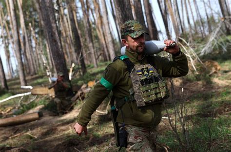 Serebryansky Forest Battle Threatens Russian Comeback In War On Ukraine