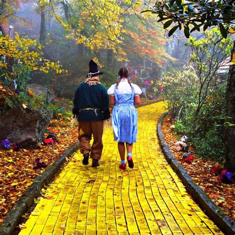 Yellow Brick Road The Wonderful Wizard Of Oz Yellow Brick Road
