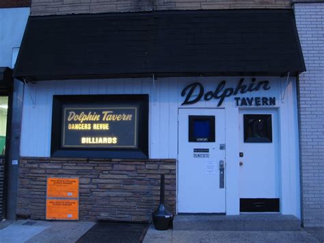 The Dolphin Tavern 11 Photos And 58 Reviews Bars 1539 S Broad St
