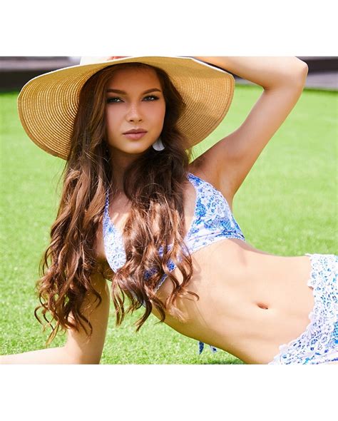 Miss Russia Yulia Polyachikhina Page