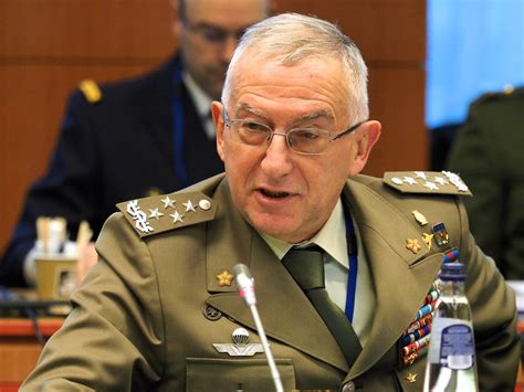 Il Generale Claudio Graziano Ex Presidente Del Comitato Militare Ue