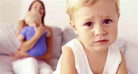 What Are The Signs Of Parental Favoritism Sibling Favoritism