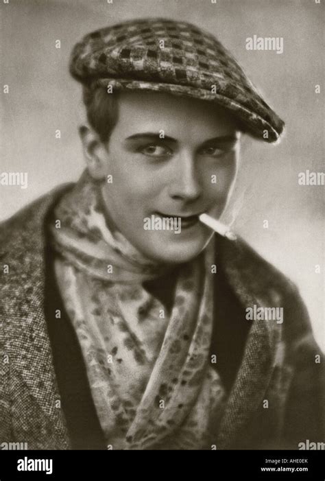 People Man Portrait 1920s 20s 20th Century Stock Photo Alamy