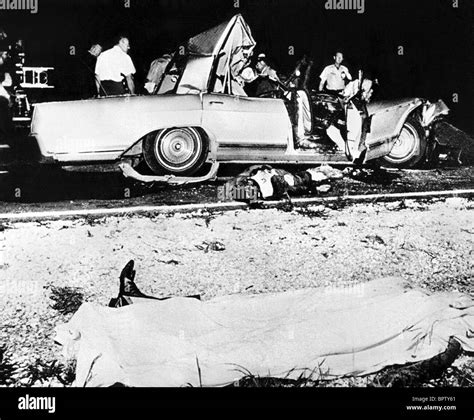 Jayne Mansfield Accident De Voiture Qui A TuÉ Jayne Mansfield 1967 Photo Stock Alamy