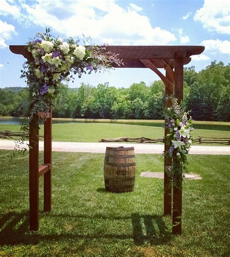 Rustic Wedding Arbor Flowers 25 Chic And Easy Rustic Wedding Arch