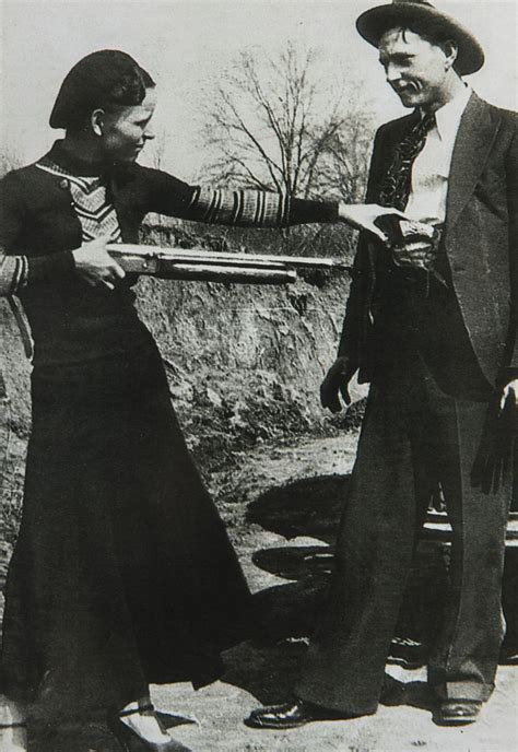 Photos Letter And Photos From Gangsters Bonnie And Clyde