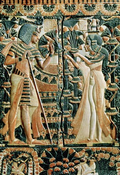 King Tut And His Wife Ankhesenamun In A Garden Egypt Museum