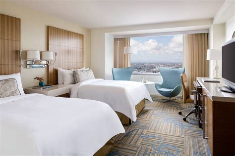 Los Angeles Hotel Suites Accommodation Jw Marriott Los Angeles La