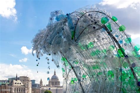 Brita Unveils The Wave Sculpture To Launch Sustainability Campaign On