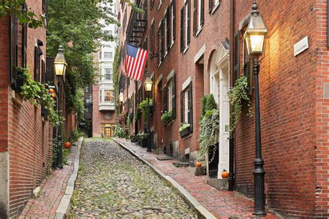 Is This The Most Photographed Street In America