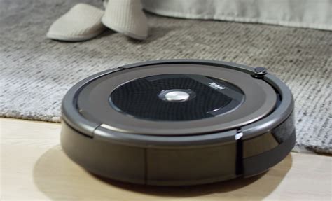 Getting the best roomba, and other robotic vacuum cleaners, can save you a lot of time, allowing you to perform other tasks while it cleans your floors. Roomba 890 Review - Everything You Need to Know