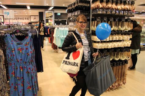 Xoxo, jessy ihr wollt über alles informiert sein? PRIMARK ERÖFFNUNG FRANKFURT ZEIL - Leonie Löwenherz