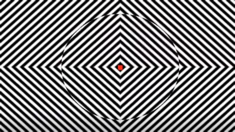 Staring At This Optical Illusion For Two Minutes Makes World Look Very