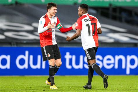 Profile of feyenoord's luis sinisterra, a colombian with videos, career transfer history & 2021 stats. Feyenoord wint van PEC Zwolle, komt gelijk met Vitesse en ...