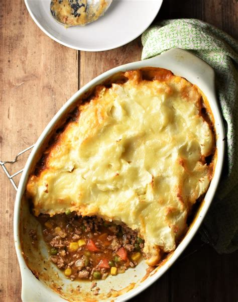 This Easy Shepherds Pie Recipe Is A Hearty Delicious And Quick Dish
