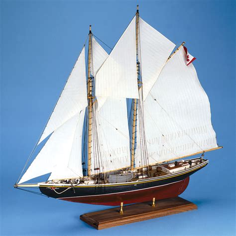 Model Shipways Bluenose Canadian Schooner 164 Scale Ship Model