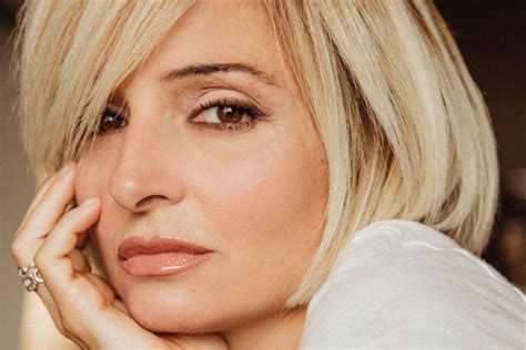 I vostri nomi di veronica e giuliano e alesandra ho scelto di far seguire i corsi su novakid per migliorare l'inglese di olivia, l'utilizzo è molto pratico e facile da mi chiamo veronica peparini e come tanti altri vivo di danza! Veronica Peparini Instagram, la maestra di 'Amici' spiazza ...