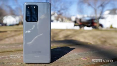Samsung Pledges Galaxy S Ultra Camera Tweaks After Focus Issues