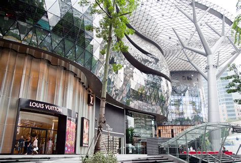 Chickona Best Shopping Mall In Singapore For Clothes
