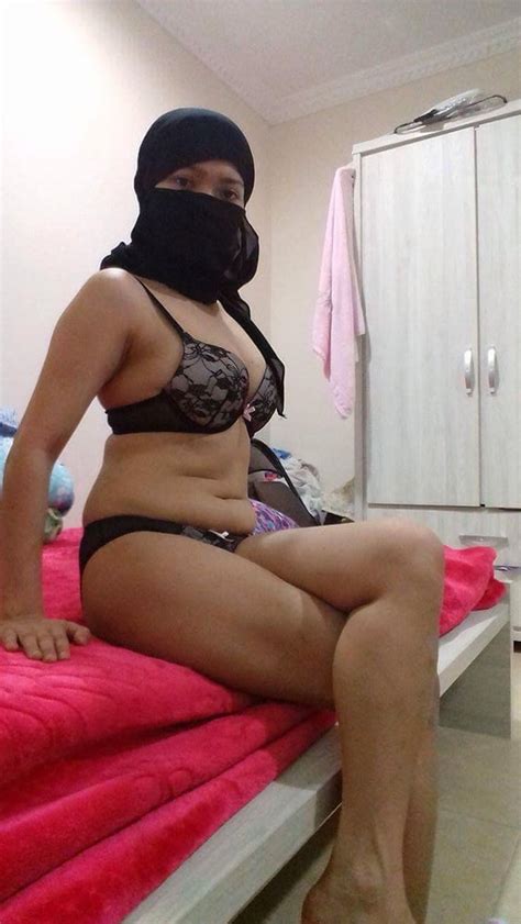 Sexy Sheraine Niqab Gir Hot Modeling In Bh Panty Erotik Und Porno Fotos