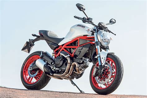 Review Of Ducati Monster 797 2018 Pictures Live Photos And Description