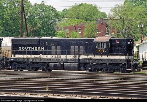 Sr 197 Norfolk Southern Emd Sd7 At Chattanooga Tennessee By Joe