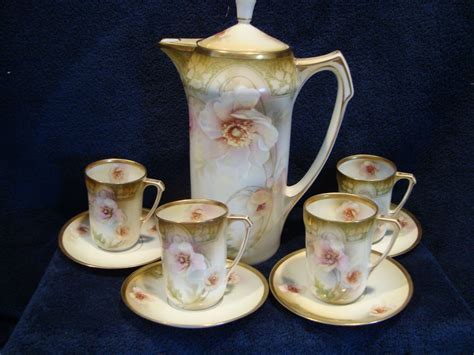 697 R S Germany Chocolate Pot W 4 Cups And Saucers Circa 1910 1945