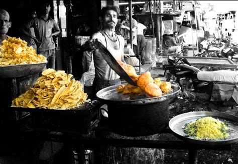 14 Yummy Street Foods Of India You Must Try Mydala Blog