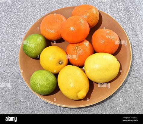 Crop Production Citrus Hi Res Stock Photography And Images Alamy