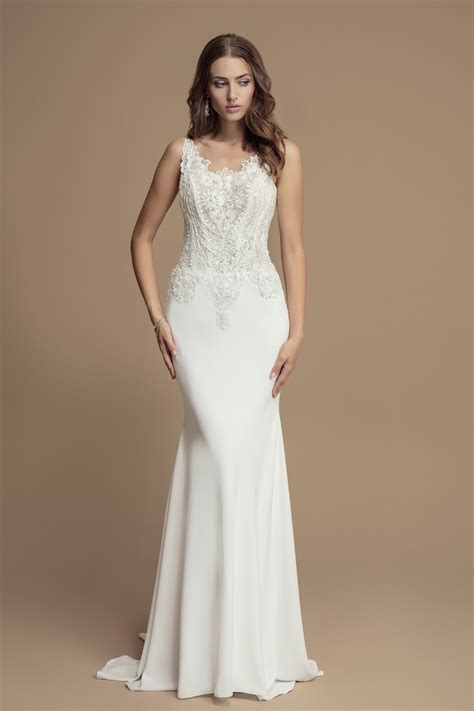 Robe pour mariage invité robe bascule robe fendue robe empire robe bicolore robe champagne robe jaune robe orange robe asymétrique. Robe de mariée sirène dentelle perlée Kita