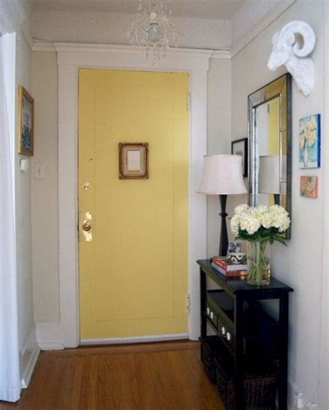 24 Best Small Apartment Entryway Decorating Ideas Small Apartment