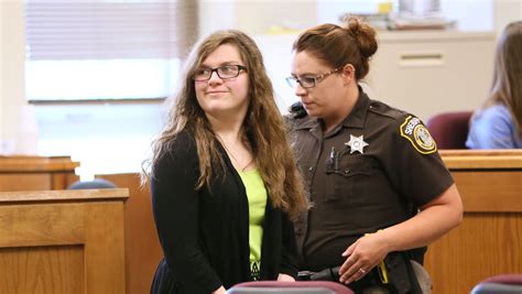 Slender Man Stabbing Case One Of 2 Girls Pleads Guilty To Lesser Charge